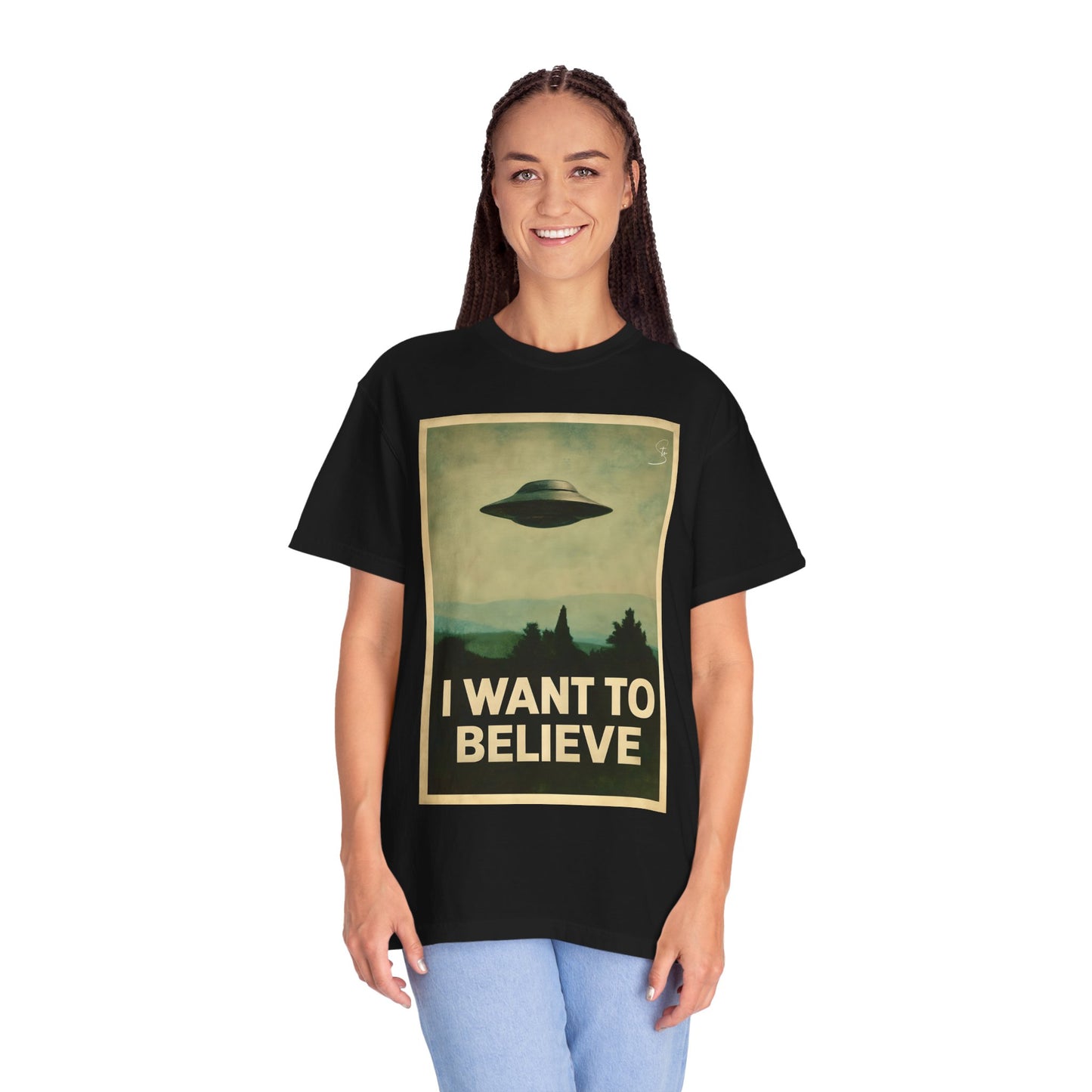 I WANT TO BELIEVE - Unisex T-Shirt - UFO Inspired T-Shirt From a 90's Tv Show