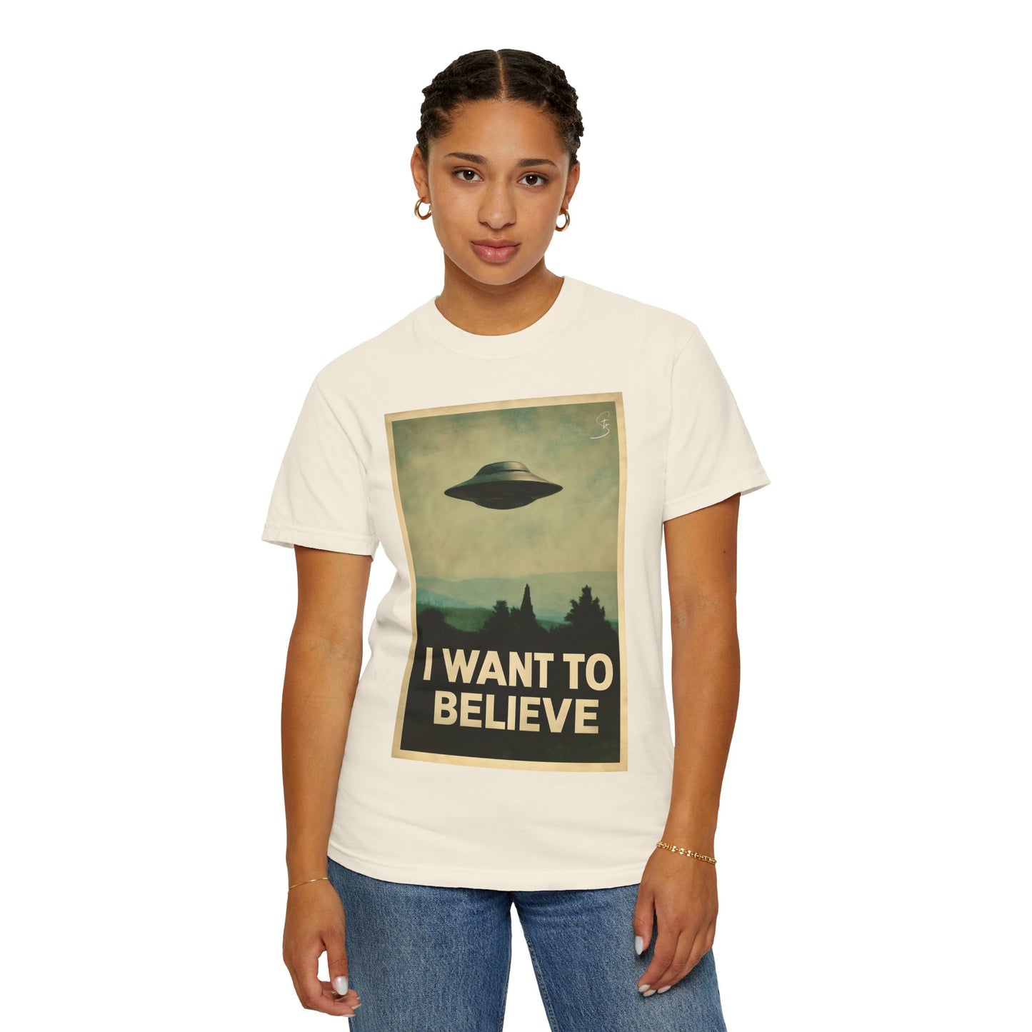 I WANT TO BELIEVE - Unisex T-Shirt - UFO Inspired T-Shirt From a 90's Tv Show