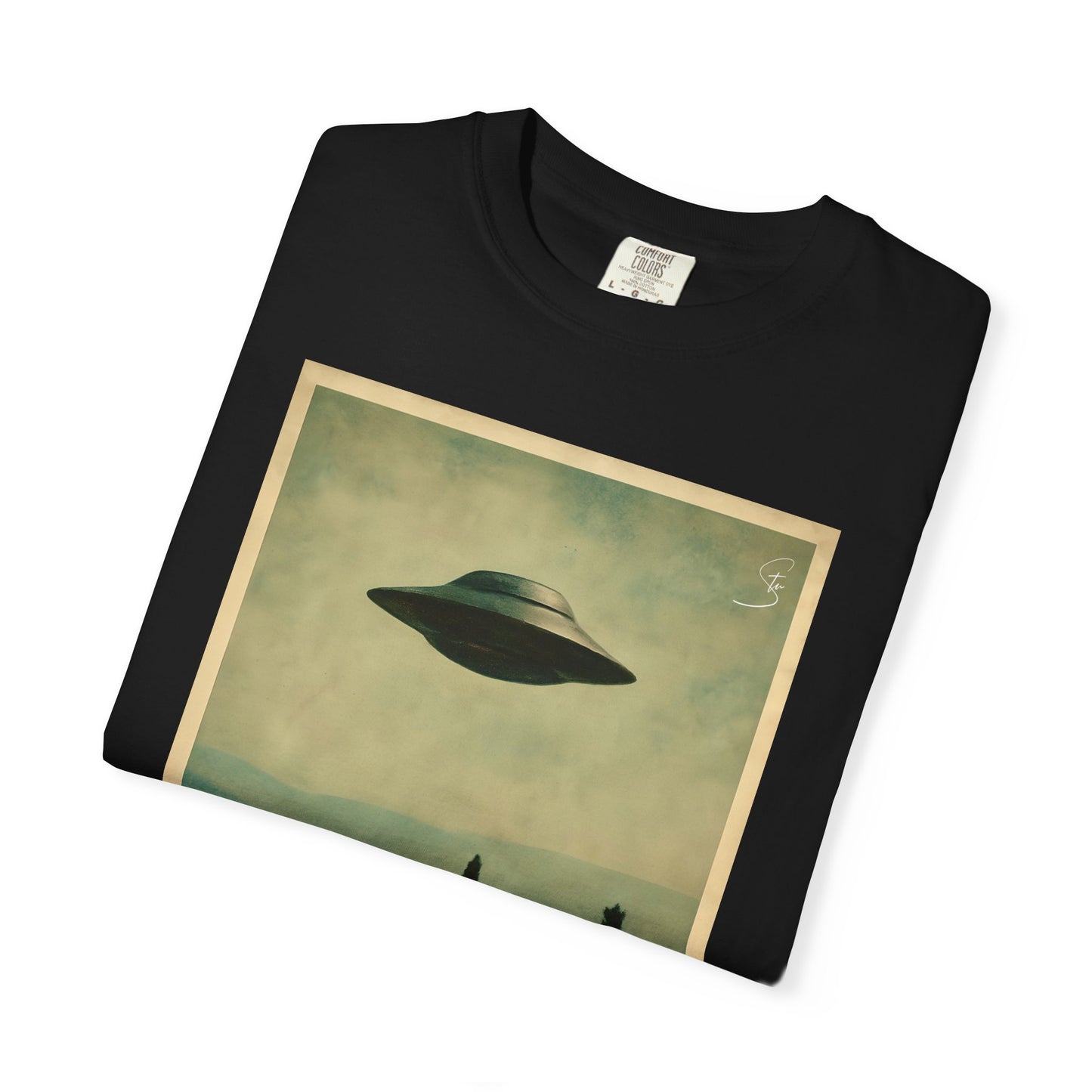 I WANT TO BELIEVE - Unisex T-Shirt - UFO Inspired T-Shirt From a 90's Tv Show