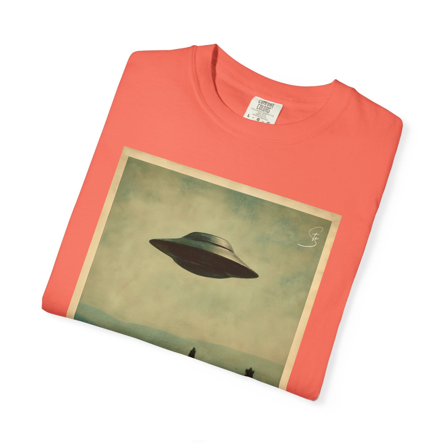 I WANT TO BELIEVE - Unisex T-Shirt - UFO Inspired T-Shirt From a 90's Tv Show