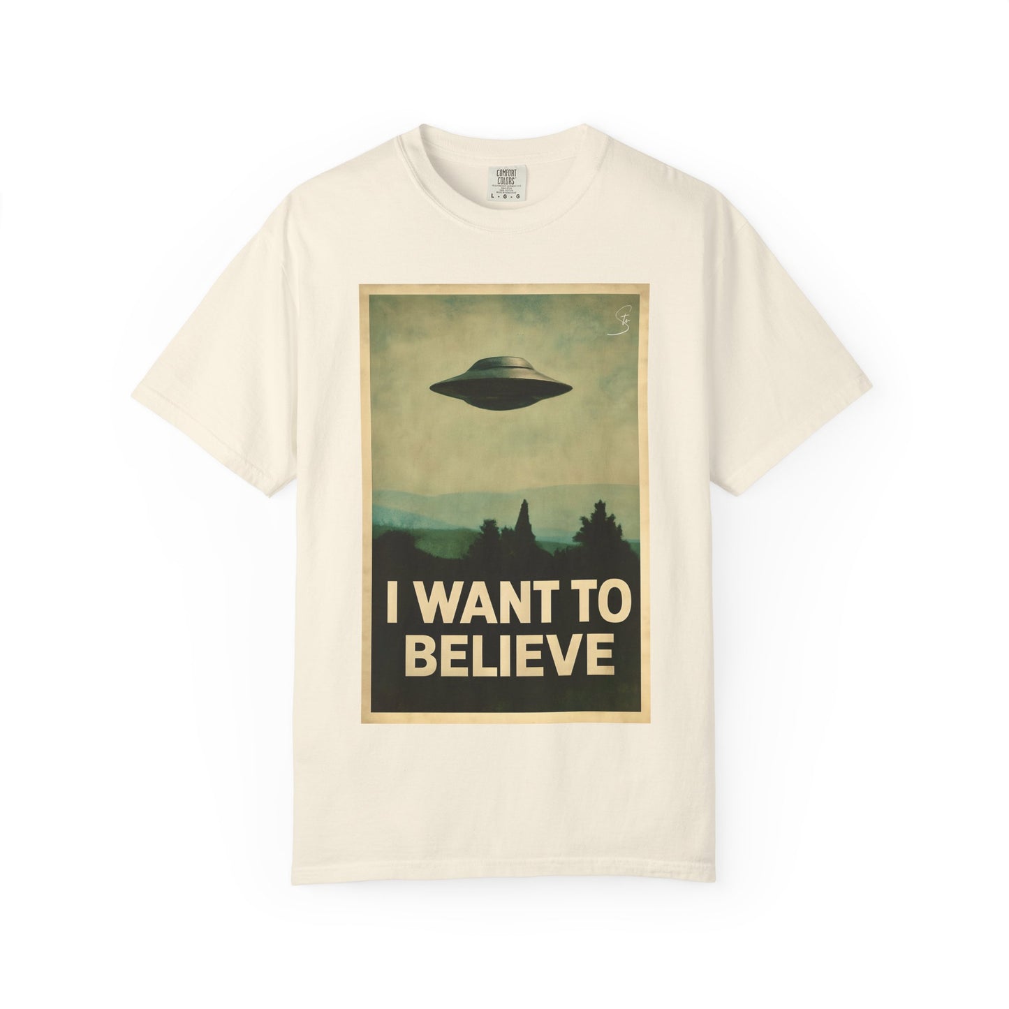 I WANT TO BELIEVE - Unisex T-Shirt - UFO Inspired T-Shirt From a 90's Tv Show