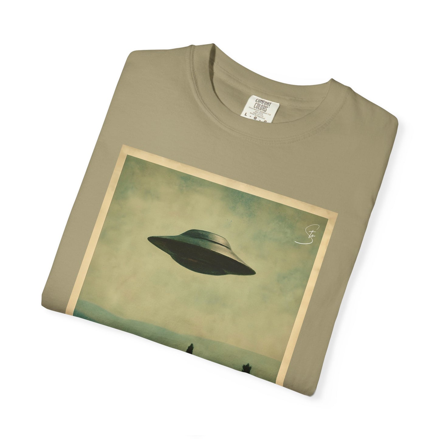 I WANT TO BELIEVE - Unisex T-Shirt - UFO Inspired T-Shirt From a 90's Tv Show