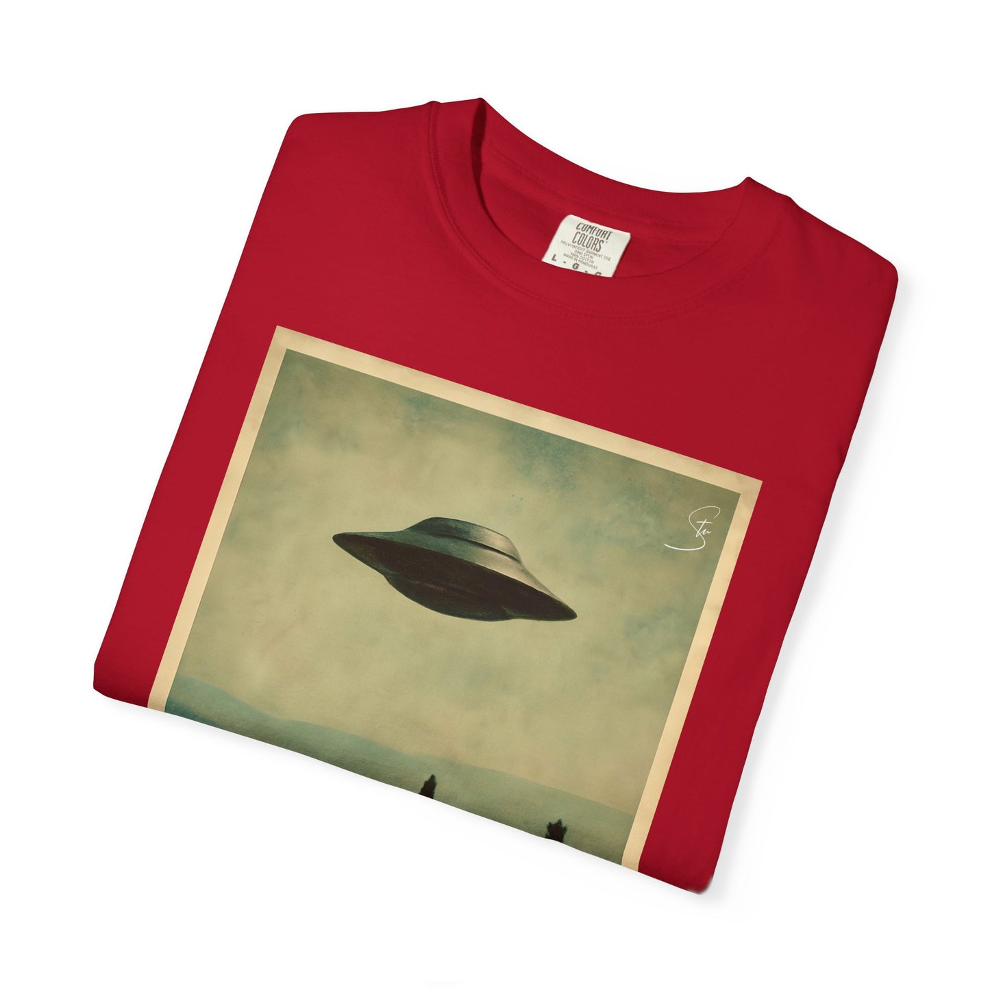 I WANT TO BELIEVE - Unisex T-Shirt - UFO Inspired T-Shirt From a 90's Tv Show