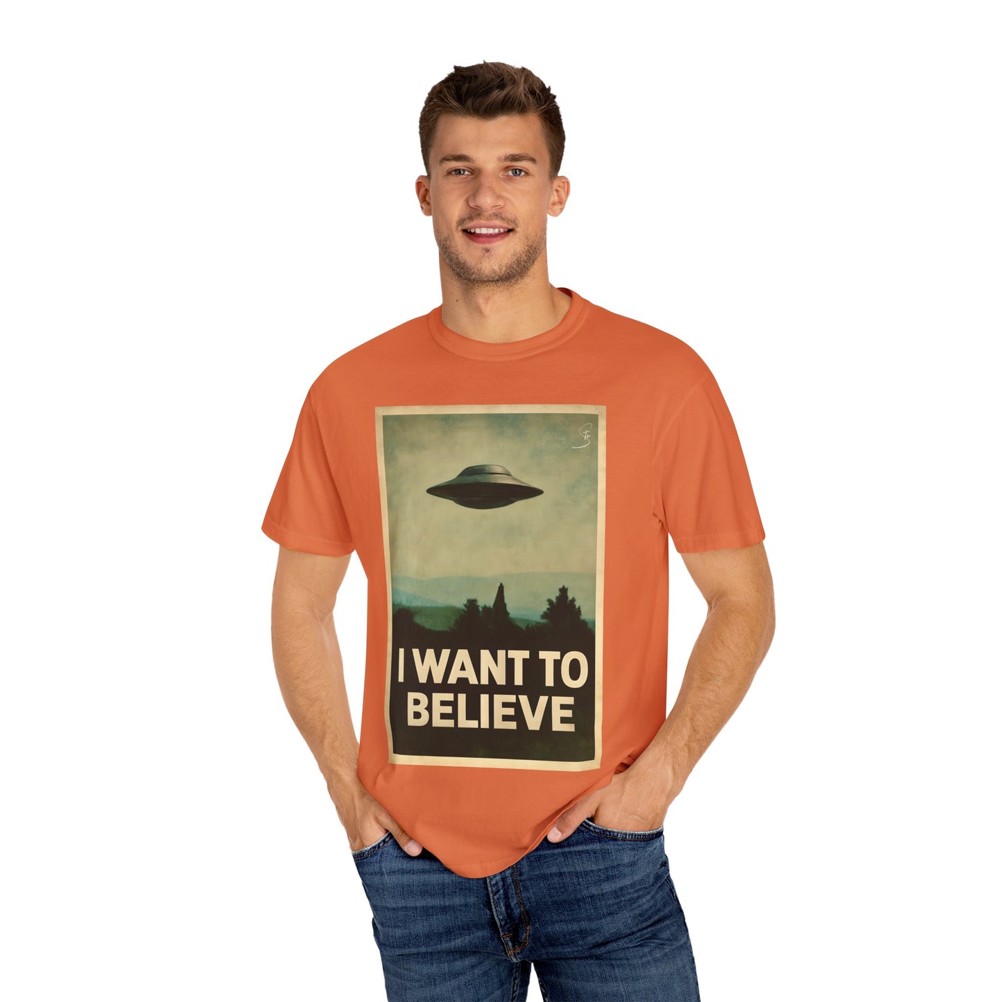 I WANT TO BELIEVE - Unisex T-Shirt - UFO Inspired T-Shirt From a 90's Tv Show