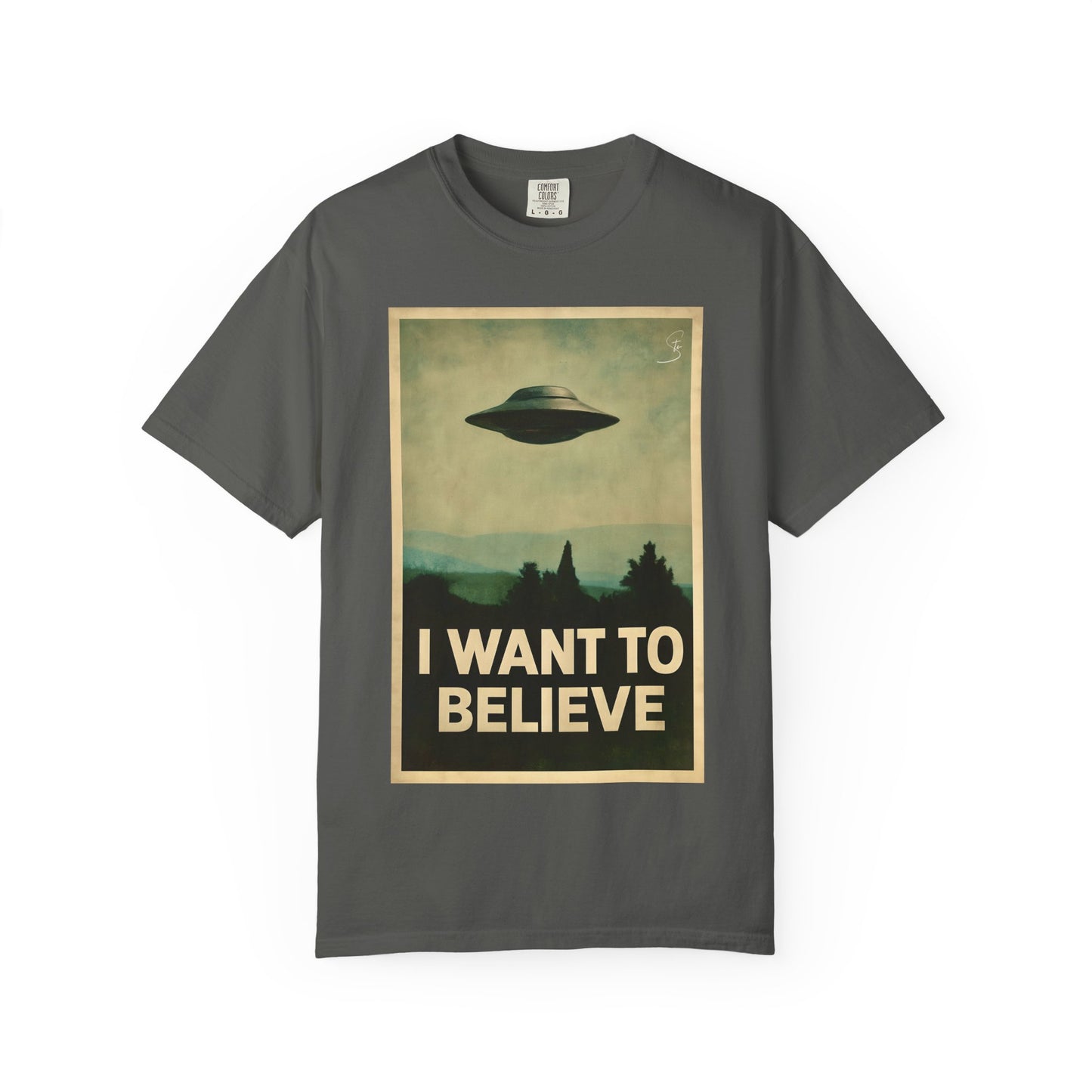 I WANT TO BELIEVE - Unisex T-Shirt - UFO Inspired T-Shirt From a 90's Tv Show