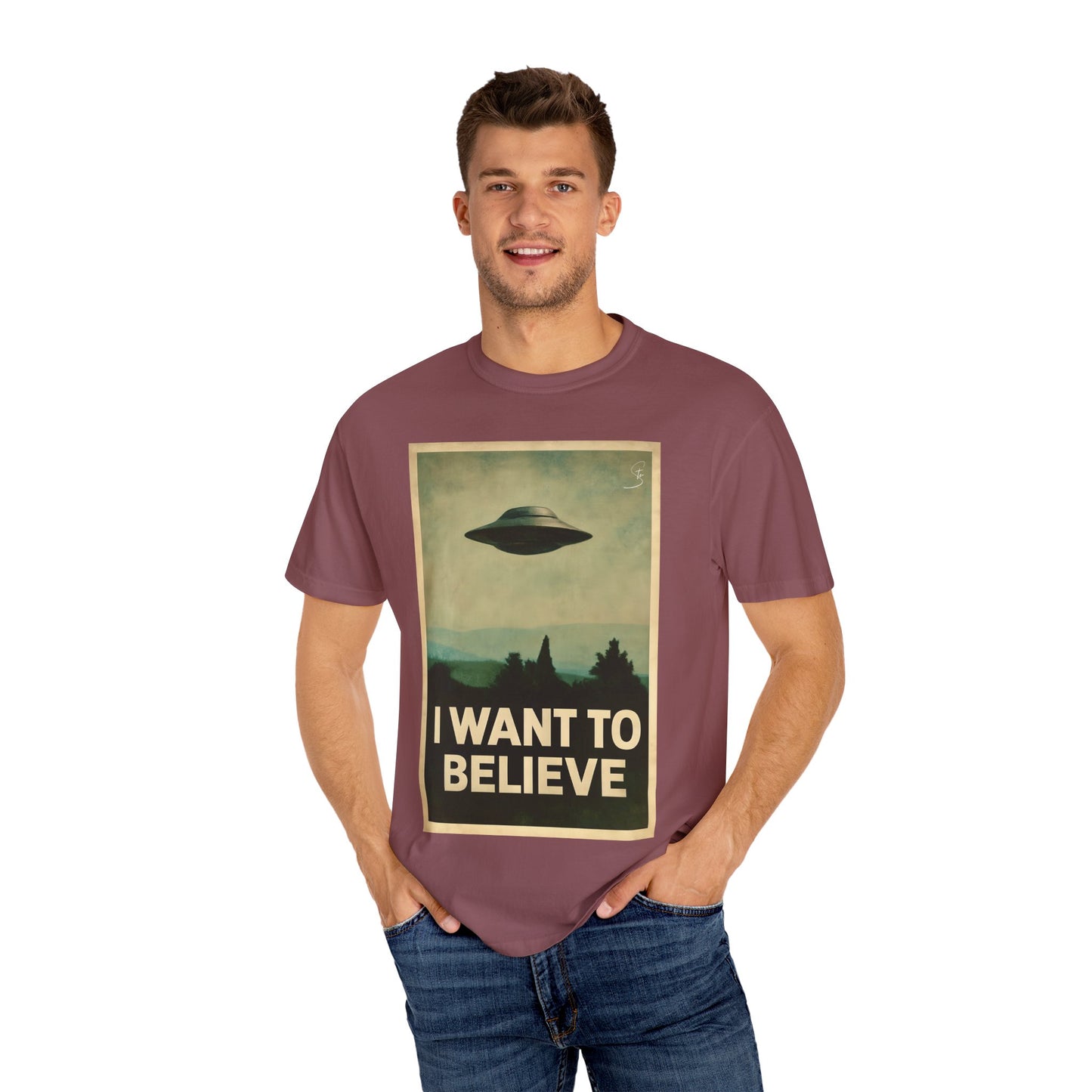 I WANT TO BELIEVE - Unisex T-Shirt - UFO Inspired T-Shirt From a 90's Tv Show
